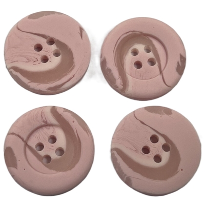 3/4 &quot;4-otworowe plastikowe guziki do płaszcza Różowy kolor do damskiego swetra