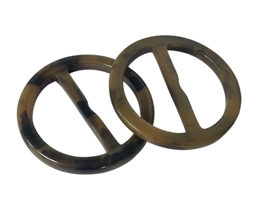 Plastikowe klamry 2 otwory Efekt rogu 56 mm Zastosowanie do odzieży wierzchniej